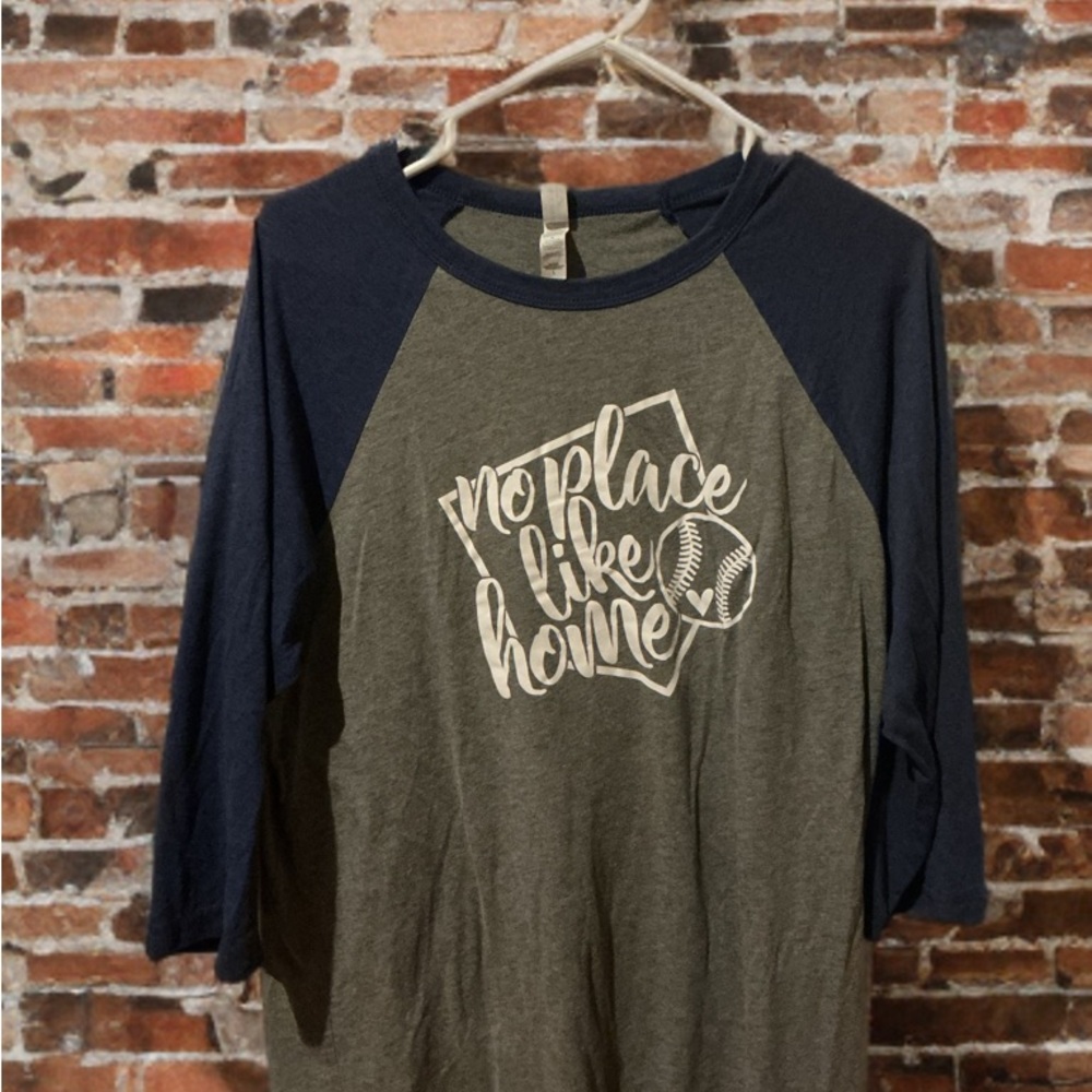 Navy & Grey "No Place Like Home" Baseball Graphic Tee - Large